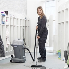 Máy hút bụi bệnh viện Nilfisk Leach VL500 35