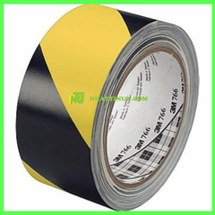 Băng keo dán nền cảnh báo sọc vàng đen 3M 766
