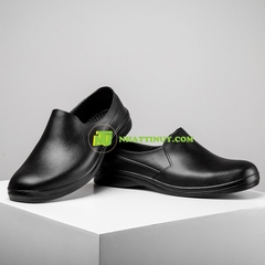 Giày đầu bếp chống trượt WAKO chống mài mòn nhẹ