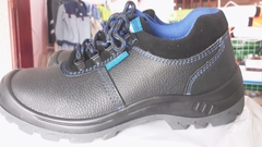 Giày Rodo viền đen size 42