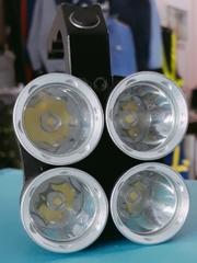 Đèn pin xách tay 4 led Cree XML - L2