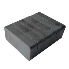 Nam châm Ferrite đen vuông nhiều kích thước