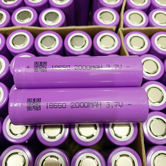 Pin lithium 18650 màu tím dung lượng 2000mA dòng xả 1C