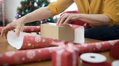 Gift wrapping service