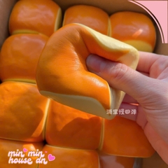 Squishy Bánh Mỳ Vuông Slow Chậm Tăng HT