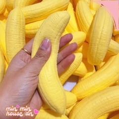 Squishy HT Quả Chuối Chín Vàng Slow Mềm