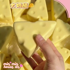 Squishy HT Bánh Phô Mai slow chậm tăng