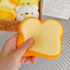 HT Squishy Bánh Mỳ Hình Thú Dễ Thương Chất Bơ Chậm Tăng