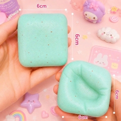 Squishy HT Mochi Vuông dính nhẹ