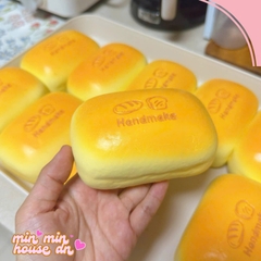Squishy Moozy bánh mỳ khối dễ thương handmake chậm tăng mềm mịn chính hãng