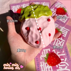 Squishy Trái Dâu Tây 3D Mùa Hè Slow Chậm Tăng Siêu Mềm HT