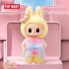 POP MART THE MONSTERS Let's Checkmate Series-Vinyl Plush Hanging Card - Labubu queen 17cm