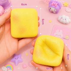 Squishy HT Mochi Vuông dính nhẹ