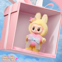 POP MART THE MONSTERS Let's Checkmate Series-Vinyl Plush Hanging Card - Labubu queen 17cm