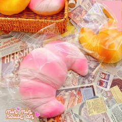 Bánh Squishy Sừng Trâu To Bự Slow Mềm Mịn HT