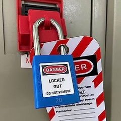 Thẻ cảnh báo nguy hiểm Lockout Tagout Brady 66063