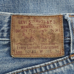 90s LEVI’S Valencia 1947 501 Selvedge Denim Jeans Size 34