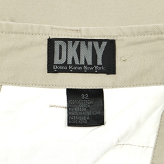 DKNY 90s Relaxed Fit Khaki Pants Size 32