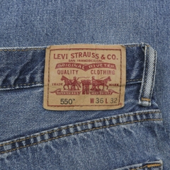 2010s Levi's 550 Denim Jeans Size 36