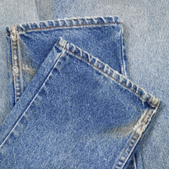 90s Levi's 505 Made in USA Denim Jeans 32