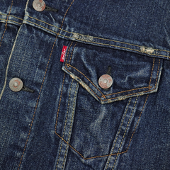 2000s Levi's Distressed Denim Jacket Size M