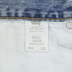2000s Levi's 505 Denim Jeans Size 36