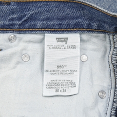 2010s Levi's 550 Denim Jeans Size 30