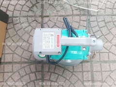 Đầm dùi bê tông chạy điện Nikipro 1.5KW 380V