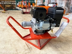 Máy đầm dùi chạy xăng lắp động cơ Lifan 160 5.5HP
