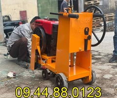Máy cắt bê tông chạy dầu Diesel Vifuco KC24 D8 nước 20cm