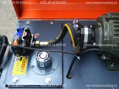 Máy duỗi cắt sắt tự động GT4-12 380V (4-12mm)