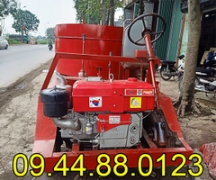 Máy trộn bê tông tự hành 1 m3