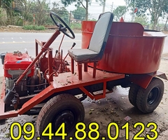 Máy trộn bê tông tự hành 1 m3