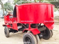 Máy trộn bê tông tự hành 12 bao 2 cầu