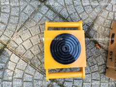 Rùa chuyển hàng 6 tấn CRA-6 bánh thép hướng thẳng