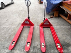 Xe nâng hàng tay thấp Nitto 3 tấn 550mm