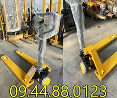 Xe nâng tay pallet Bison 5 tấn càng hẹp