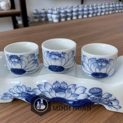 Kỷ ngai 3 chén men lam