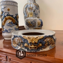 chân bát hương men rạn đắp nổi