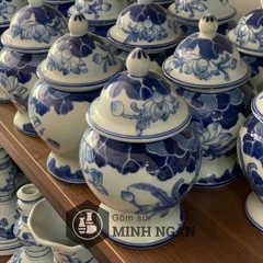 Chóe thờ men lam