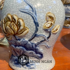 Chóe thờ hoa sen