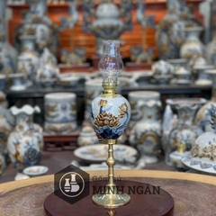 đèn thờ chân đồng men rạn đắp nổi Bát Tràng