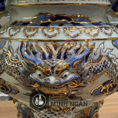 Bộ tam sự men lam vẽ vàng kim