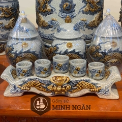 Kỷ ngai Rồng men rạn đắp nổi Bát Tràng