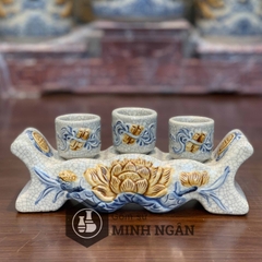 kỷ ngai sen men rạn đắp nổi