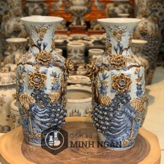 Lọ lộc bình công đào đắp nổi kênh bong men rạn Bát Tràng