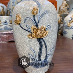 lộc bình sen men rạn đắp nổi