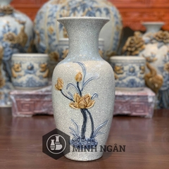 lộc bình sen men rạn đắp nổi