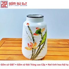 Lọ hoa vai vuông vẽ sen