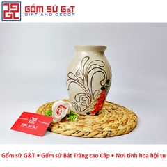 Lọ hoa dáng đu đủ khắc chuồn chuồn ớt